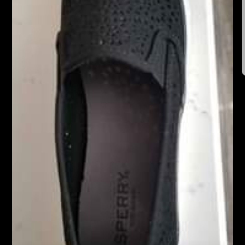 Sperry women's slip on shoes size 8.5